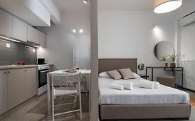 Studio Divine Near City Centre
